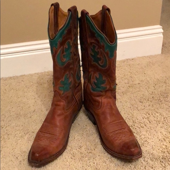 Old West Cowgirl Boots - Picture 1 of 6